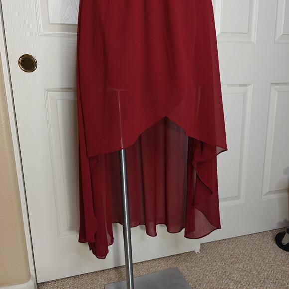 Sans Souci dark red hi-low flowy dress - Picture 4 of 9